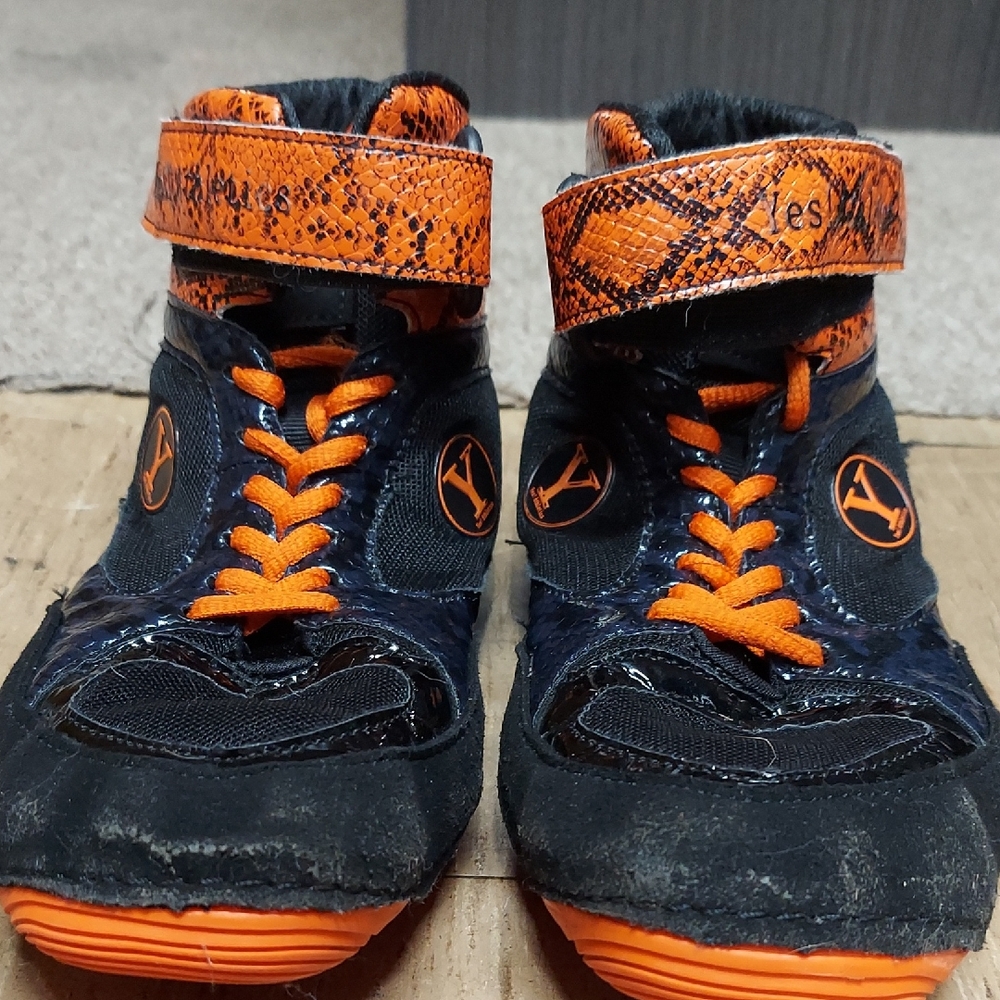 Beast Wrestling Shoes Women Sizes, Lightweight and Breathable For Wrestling